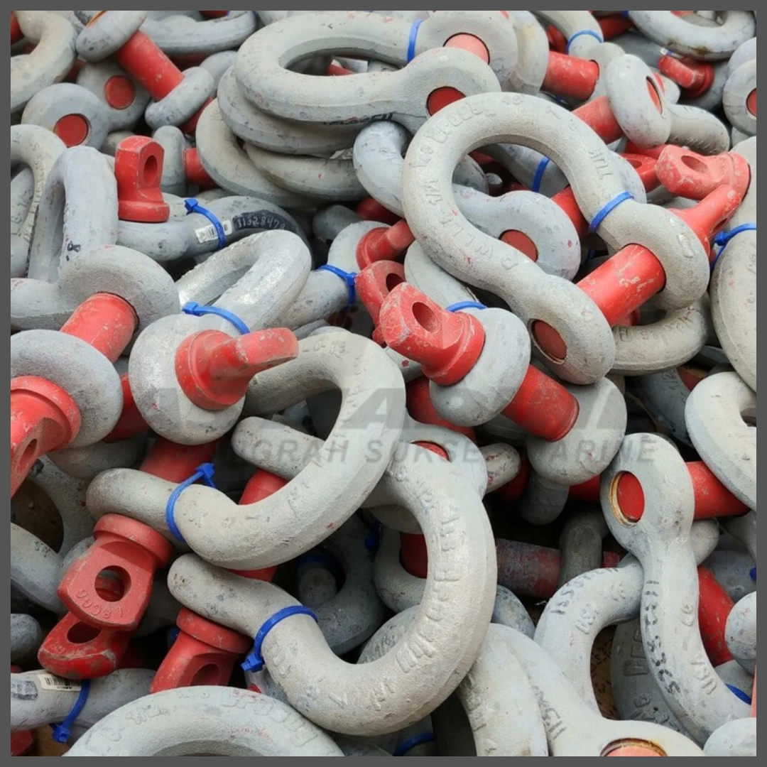 Shackle